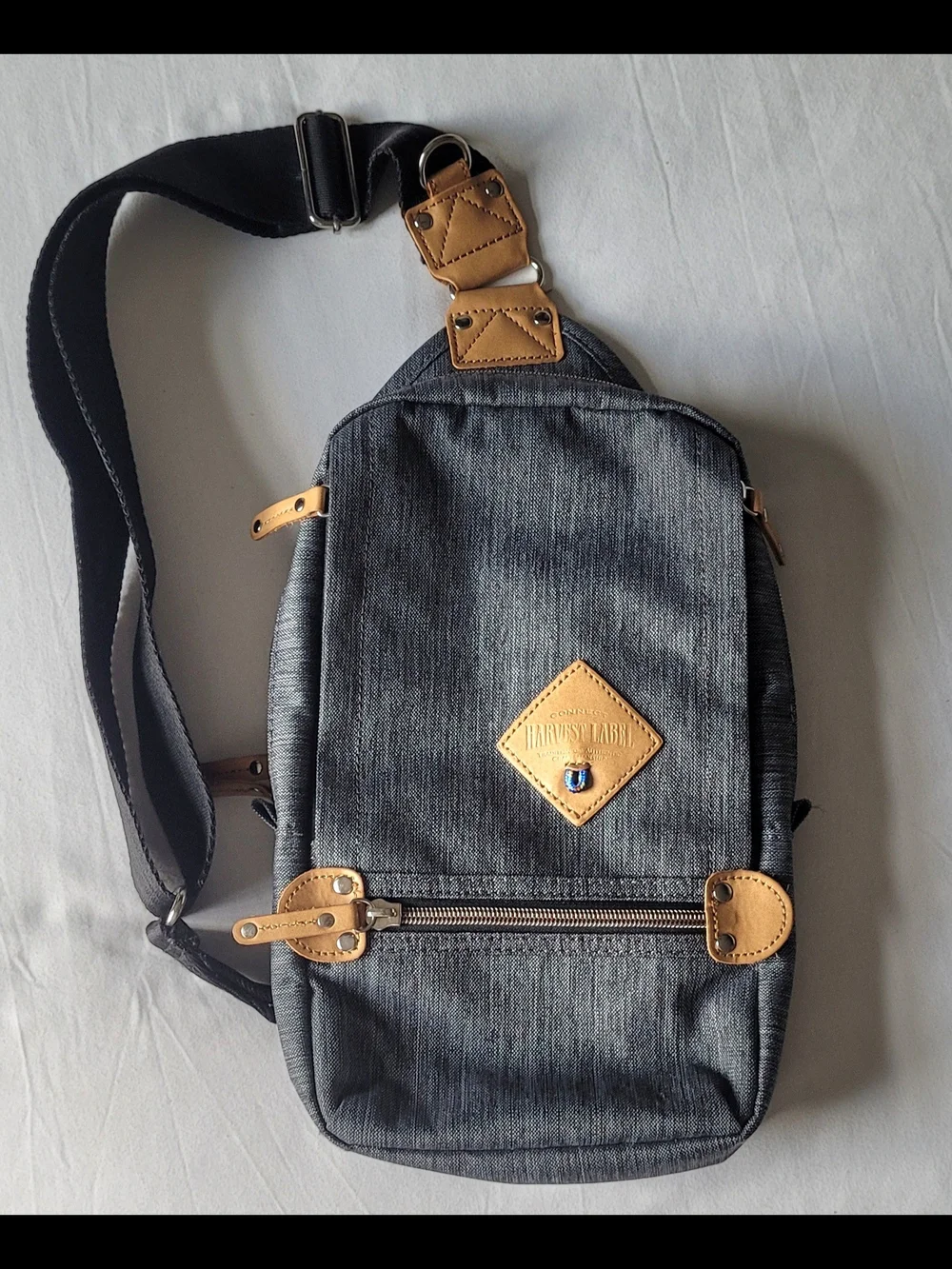 Harvest Label Element  Crossbody Sling Bag. Stone. NWOT.
